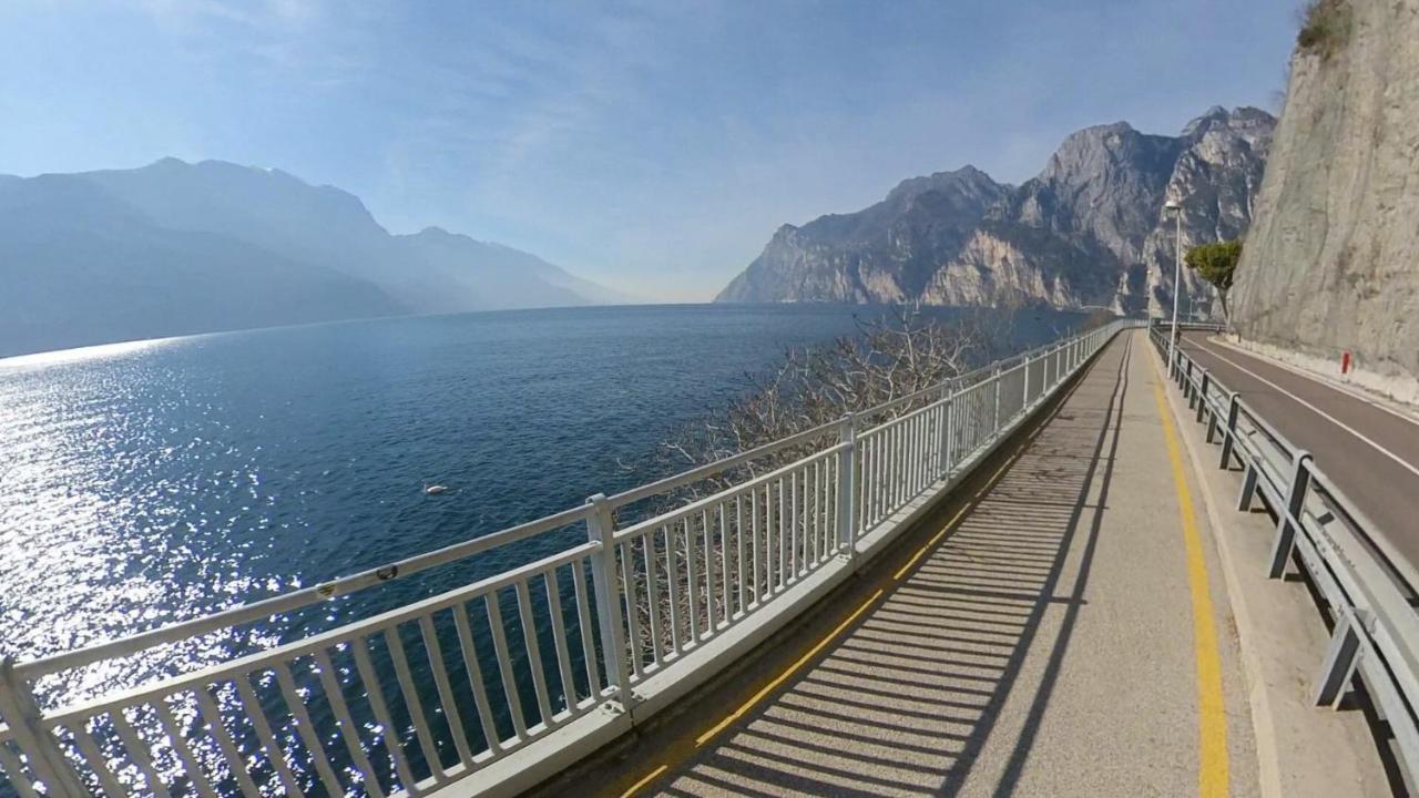 Amarillys Apartment And Rooms In Casaclima Torbole Sul Garda Екстер'єр фото